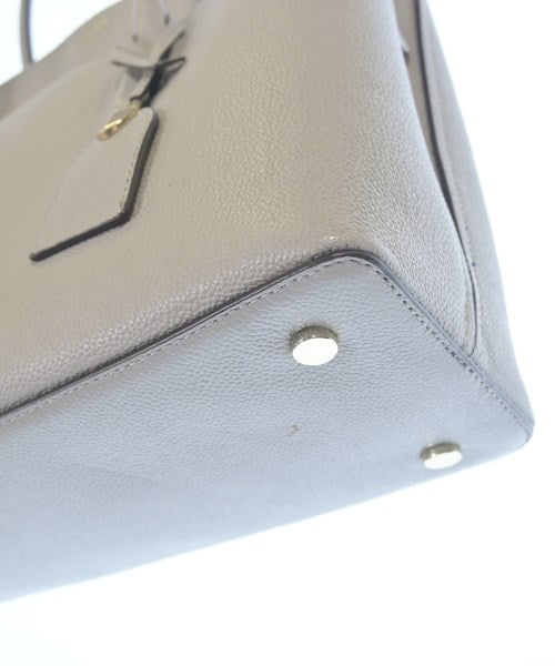 kate spade new york กระเป๋าถือขนาดใหญ่