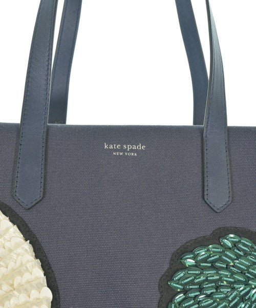 kate spade new york กระเป๋าถือขนาดใหญ่