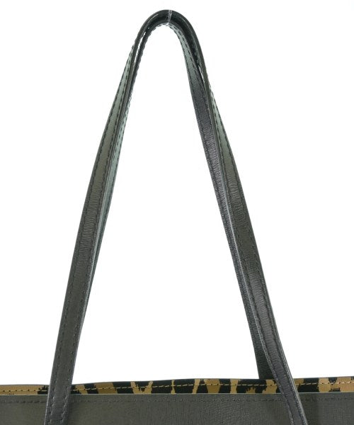 kate spade new york กระเป๋าถือขนาดใหญ่