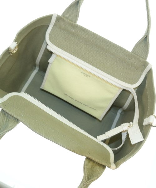 kate spade new york กระเป๋าถือขนาดใหญ่