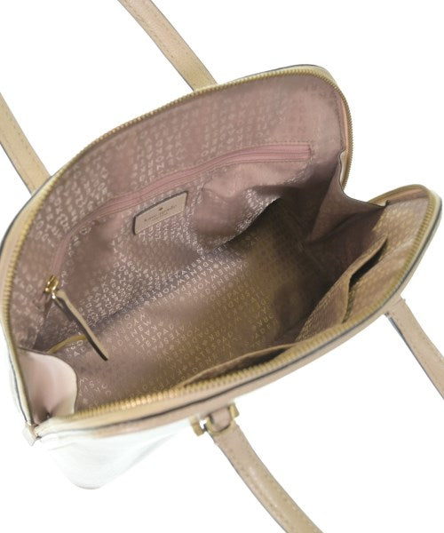 kate spade new york กระเป๋าถือ