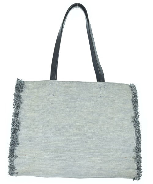 kate spade new york กระเป๋าถือขนาดใหญ่