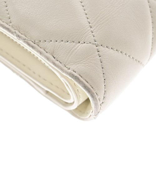 kate spade new york กระเป๋าสตางค์/กระเป๋าใส่เหรียญ