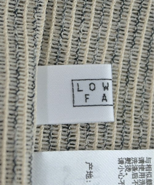 LOWRYS FARM เสื้อยืด/เสื้อท็อปส์