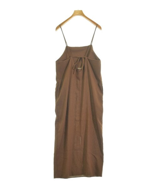 LOWRYS FARM ชุดเดรส