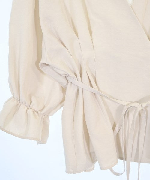 LOWRYS FARM เสื้อลำลอง