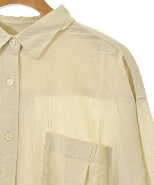 LOWRYS FARM เสื้อลำลอง