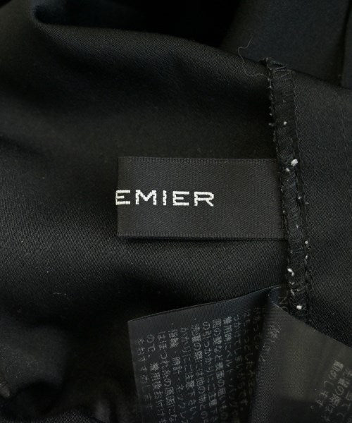 M-PREMIER เสื้อสตรี