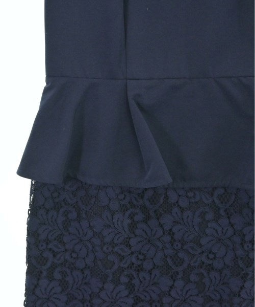 QUEENS COURT ชุดเดรส