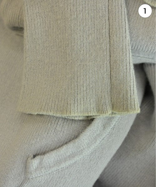 QUEENS COURT เสื้อกันหนาว