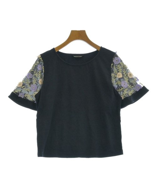 QUEENS COURT เสื้อยืด/เสื้อท็อปส์