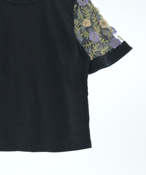 QUEENS COURT เสื้อยืด/เสื้อท็อปส์