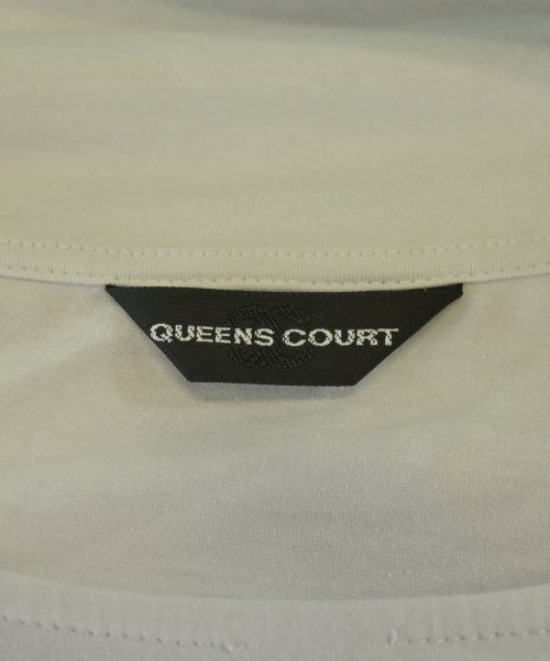 QUEENS COURT เสื้อยืด/เสื้อท็อปส์