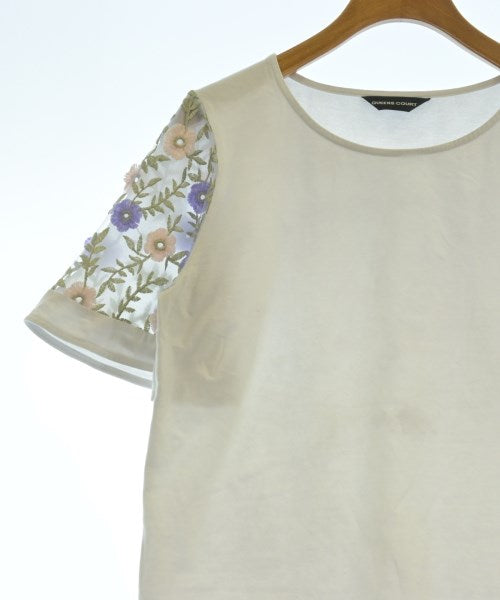 QUEENS COURT เสื้อยืด/เสื้อท็อปส์