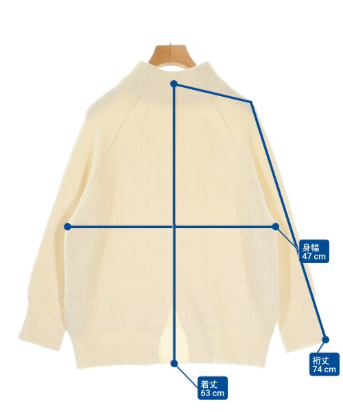 QUEENS COURT เสื้อกันหนาว