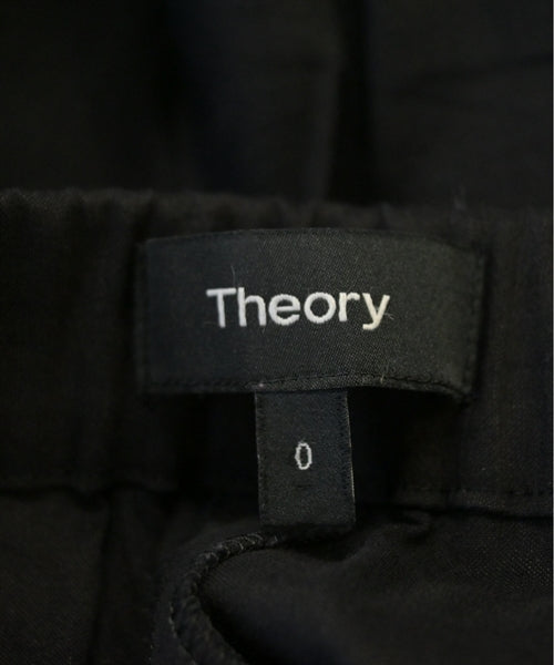 Theory กางเกง อื่น