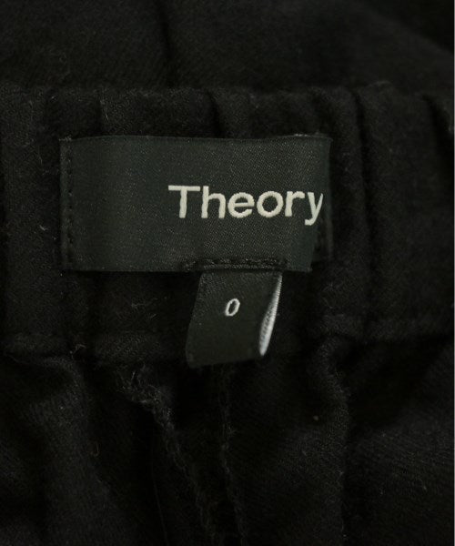Theory กางเกง อื่น