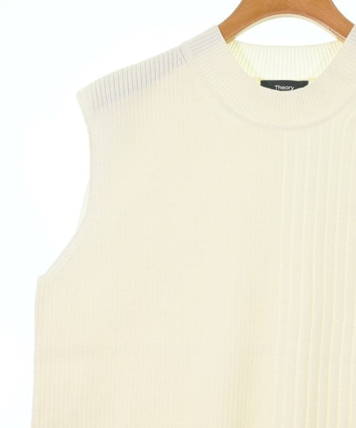 Theory เสื้อแขนกุด