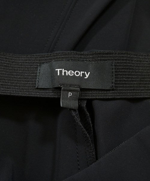 Theory กางเกง อื่น