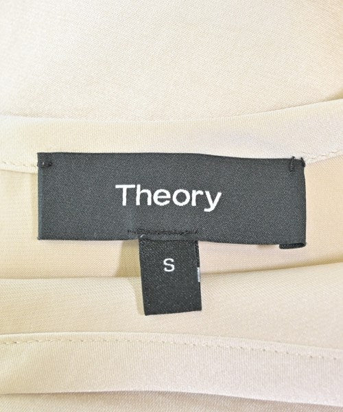Theory เสื้อสตรี