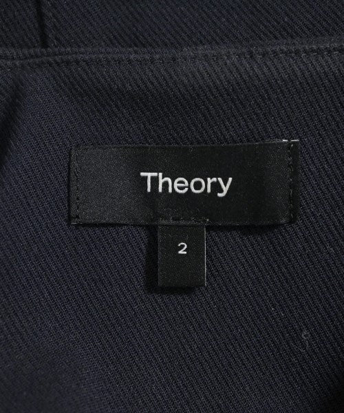 Theory แจ็คเก็ตไม่มีปก