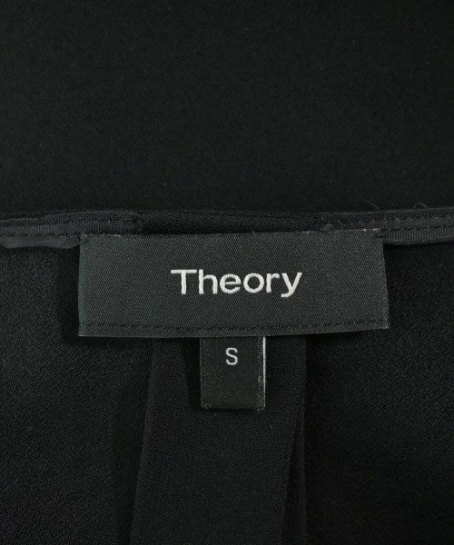 Theory เสื้อสตรี