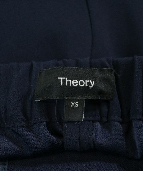 Theory กางเกง อื่น