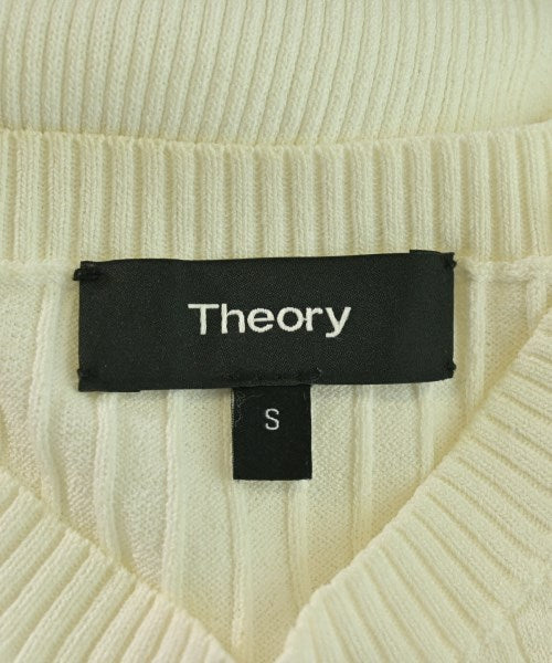 Theory เสื้อแขนกุด