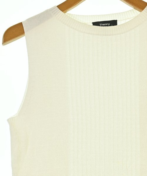 Theory เสื้อแขนกุด