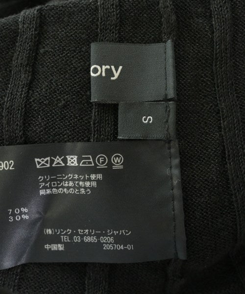 Theory เสื้อแขนกุด