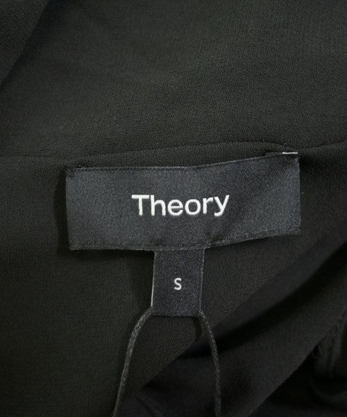Theory เสื้อสตรี