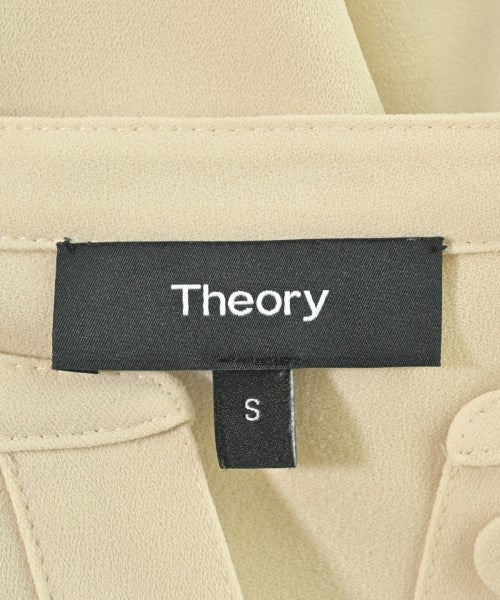Theory เสื้อสตรี
