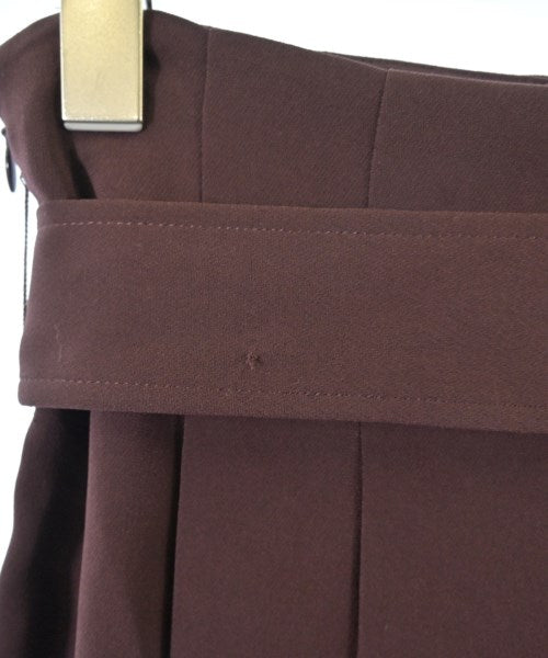 Theory กระโปรงยาวถึงเข่า