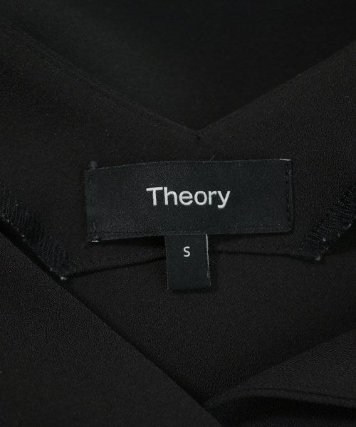 Theory เสื้อสตรี