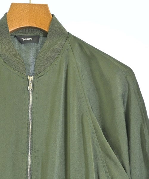 Theory แจ็คเก็ตเบลาส์ อื่น