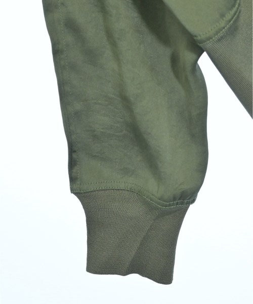 Theory แจ็คเก็ตเบลาส์ อื่น