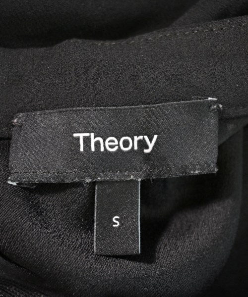 Theory เสื้อสตรี