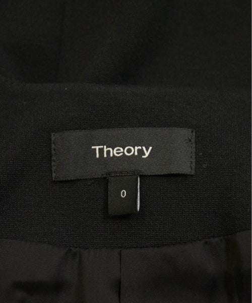 Theory แจ็คเก็ตไม่มีปก