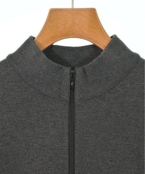 Theory เสื้อยืด/เสื้อท็อปส์