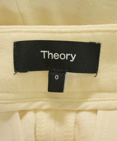 Theory กางเกง อื่น