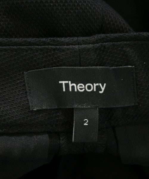 Theory กางเกงขาสั้น