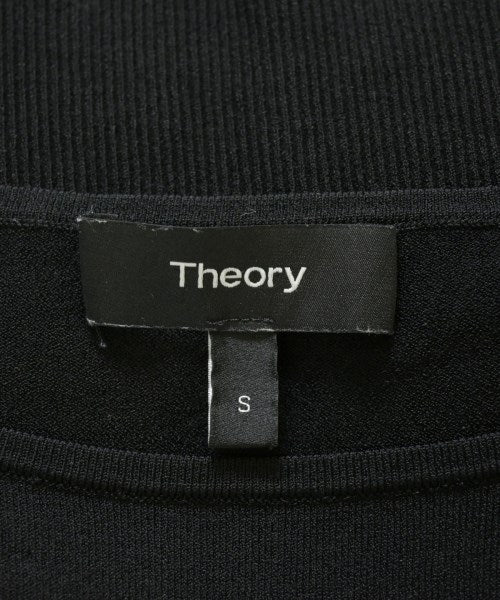 Theory เสื้อแขนกุด