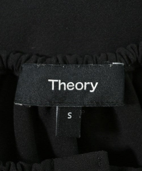 Theory เสื้อสตรี