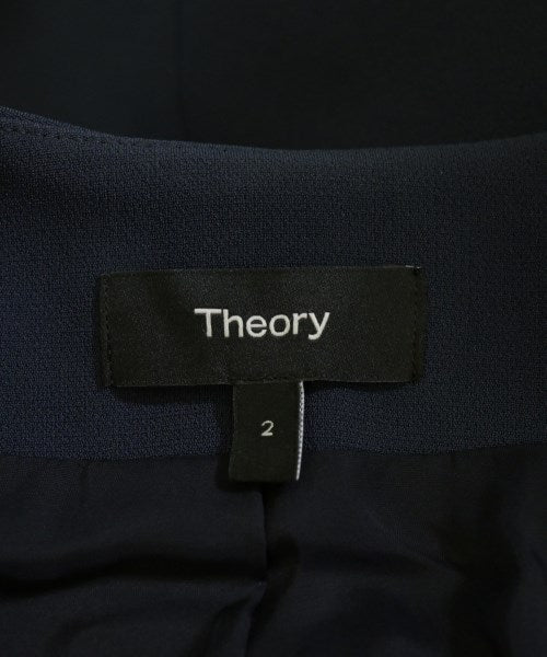 Theory แจ็คเก็ตไม่มีปก