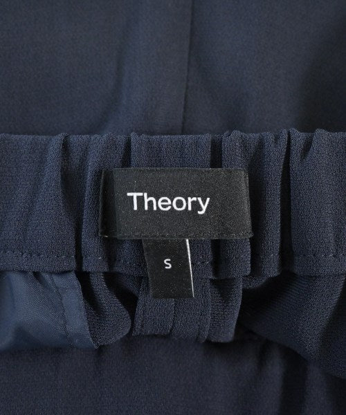 Theory กางเกง อื่น