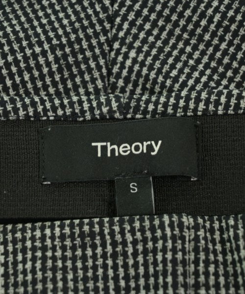 Theory กางเกง อื่น