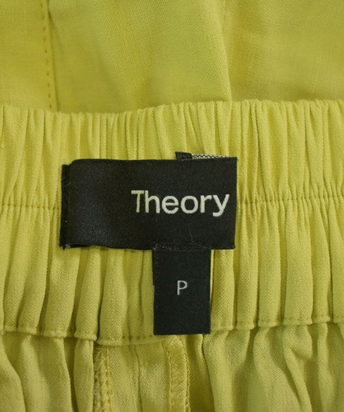 Theory กางเกงขาสั้น