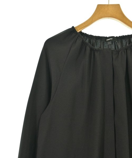 Theory เสื้อสตรี