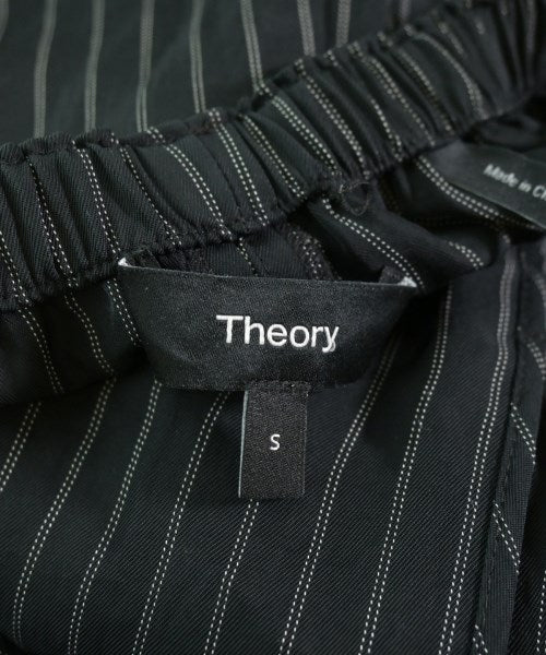 Theory กางเกง อื่น