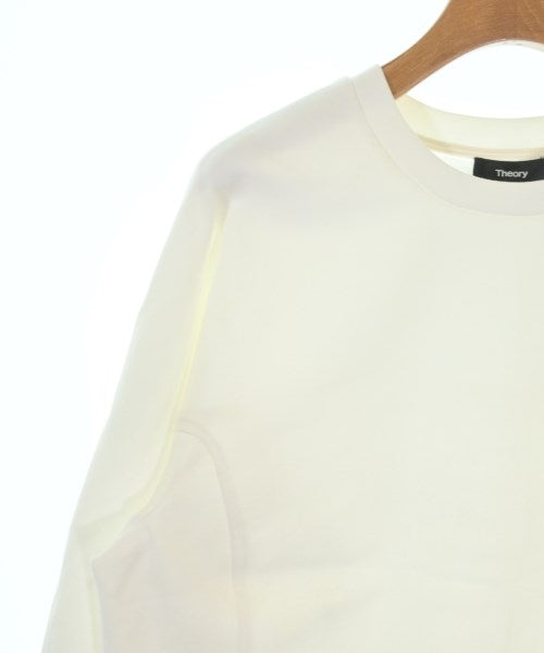 Theory เสื้อยืด/เสื้อท็อปส์